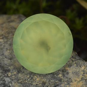 Prehnita verde natural 9,45ct, corte redondo, translúcido