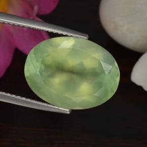 Prehnita verde natural 9,48ct, corte oval, translúcido