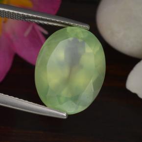 Prehnita verde natural 9,48ct, corte oval, translúcido