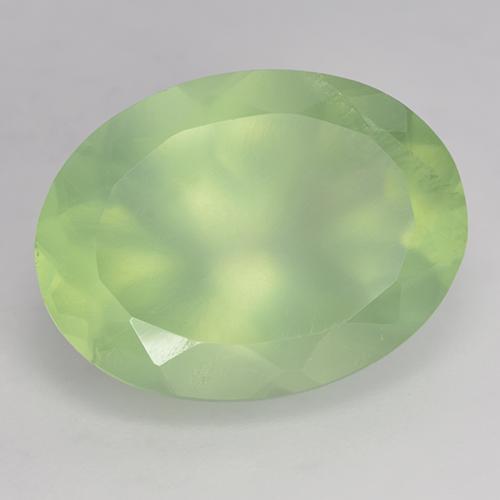 Prehnita verde natural 8,98ct, corte oval, translúcido