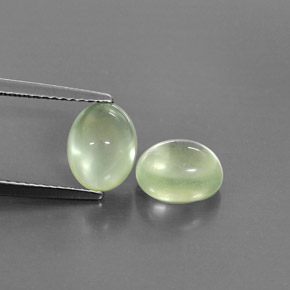 Pedras preciosas de prehnita verde natural de  ct, corte oval, transparente
