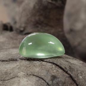 Prehnita verde natural 1,85ct, formato de pêra, transparente