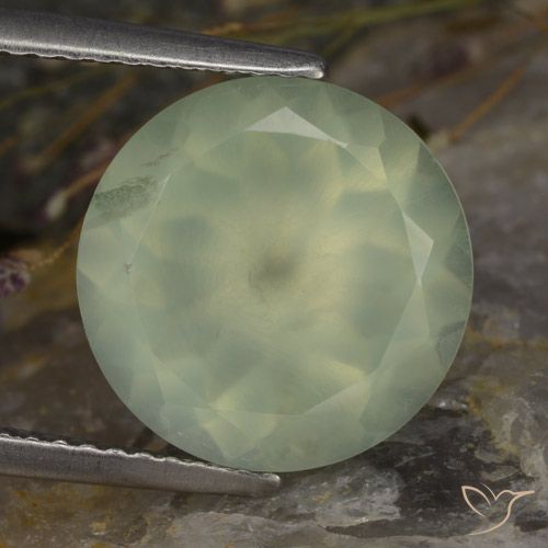 Prehnita verde natural 5,76ct, corte redondo, transparente
