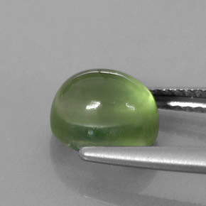 Prehnita verde natural 2,58ct, corte oval, translúcido