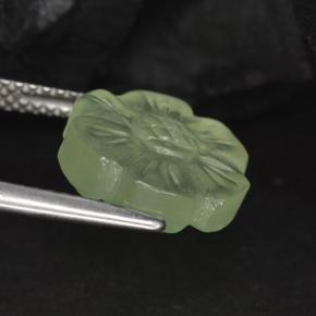Prehnita verde natural 4,62ct, forma extravagante, translúcido
