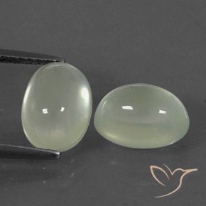 Pedras preciosas de Prehnite Olive Green  natural de 5.25 ct, oval, Transparente/Translúcido