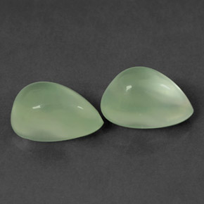 Pedras preciosas de prehnita verde natural de  ct, formato de pêra, transparente