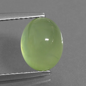 Prehnita verde natural 4,27ct, corte oval, translúcido