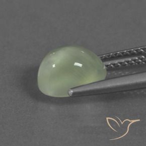 Prehnite Light Green  Natural 2.23ct, oval, Transparente/Translúcido