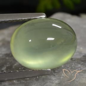 Prehnita verde natural 3,26ct, corte oval, translúcido