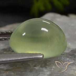 Prehnita verde natural 3,26ct, corte oval, translúcido