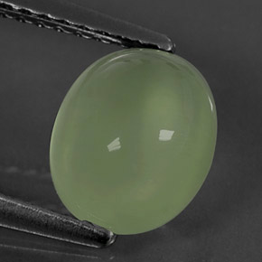 Prehnita verde natural 2,00ct, corte oval, transparente