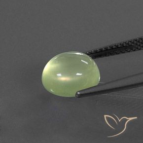 Prehnite Lime Green  Natural 3.21ct, oval, Transparente/Translúcido