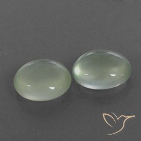 Pedras preciosas de Prehnite Verde Sábio Muito Claro natural de 4.99 ct, oval, Transparente/Translúcido