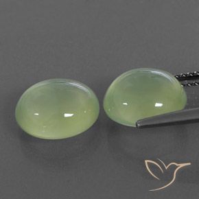 Pedras preciosas de Prehnite Medium Green  natural de 6.96 ct, oval, Transparente/Translúcido