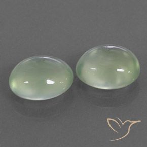 Pedras preciosas de Prehnite Pale Yellowish Green    natural de 3.53 ct, oval, Transparente/Translúcido