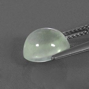 Prehnita verde natural 3,53ct, corte oval, transparente