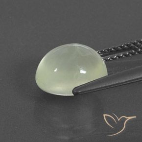 Prehnite Warm Green     Natural 3.04ct, oval, Transparente/Translúcido