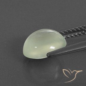 Prehnite Medium Green  Natural 2.64ct, oval, Transparente/Translúcido