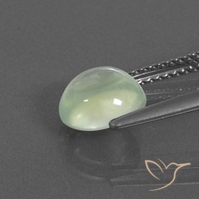 Prehnite Luz verde Natural 1.76ct, oval, Transparente/Translúcido
