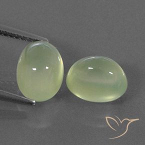 5.43ctw Natural Medium Green  Prehnite, oval, Transparente/Translúcido