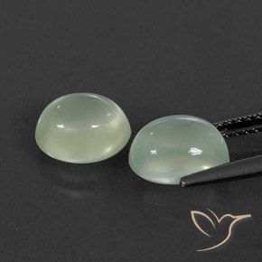 Pedras preciosas de Prehnite Luz verde natural de 4.03 ct, oval, Transparente/Translúcido