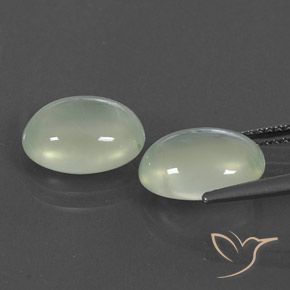Pedras preciosas de Prehnite Verde acinzentado natural de 6.97 ct, oval, Transparente/Translúcido