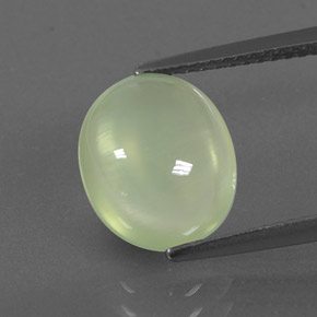 Prehnita verde natural 3,53ct, corte oval, transparente