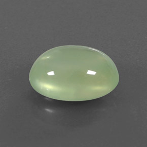 Prehnita verde natural 3,91ct, corte oval, transparente