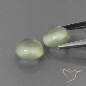 Pedras preciosas de Prehnite Verde pálido natural de 2.33 ct, Redondo, Transparente