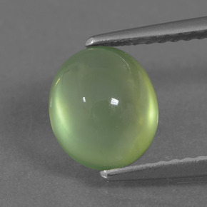 Prehnita verde natural 2,36ct, corte oval, transparente