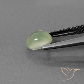 Prehnite Amarelo verde Natural 1.33ct, oval, Transparente/Translúcido