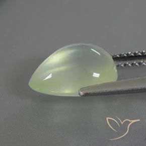 Prehnite Verde pálido Natural 2.77ct, Formato de pêra, Transparente/Translúcido
