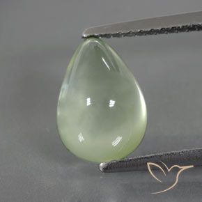 2.95ct Natural Luz verde Prehnite, Formato de pêra, Transparente/Translúcido