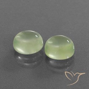 Pedras preciosas de Prehnite Verde médio natural de 3.94 ct, oval, Transparente