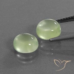Pedras preciosas de Prehnite Verde médio natural de 3.94 ct, oval, Transparente