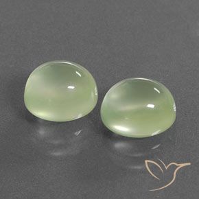 Pedras preciosas de Prehnite Pêra Pêra Verde natural de 5.78 ct, oval, Transparente/Translúcido