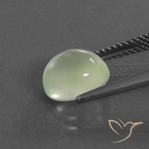 Prehnite Verde oliva Natural 3.29ct, oval, Transparente/Translúcido