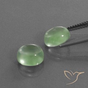 Pedras preciosas de Prehnite Pêra Pêra Verde natural de 5.50 ct, oval, Transparente/Translúcido