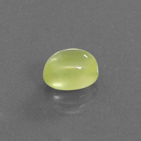 Prehnita verde natural 2,36ct, corte oval, transparente