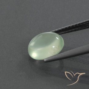 Prehnite Verde amarelado claro Natural 2.18ct, oval, Transparente