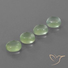Pedras preciosas de Prehnite Pêra Pêra Verde natural de 9.79 ct, oval, Transparente