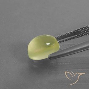 Prehnite Luz amarela Natural 3.39ct, oval, Transparente/Translúcido