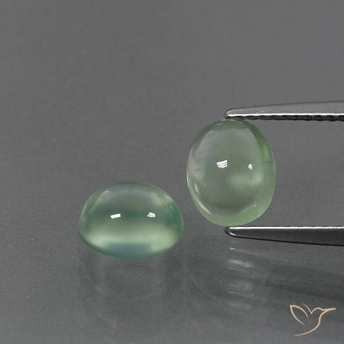 3.23ctw Natural verde quente Prehnite, oval, Transparente