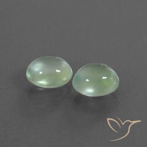Pedras preciosas de Prehnite Verde amarelado claro natural de 2.65 ct, oval, Transparente