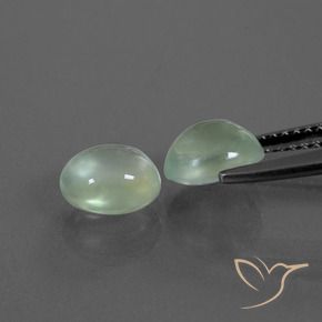 Pedras preciosas de Prehnite Verde amarelado claro natural de 2.65 ct, oval, Transparente