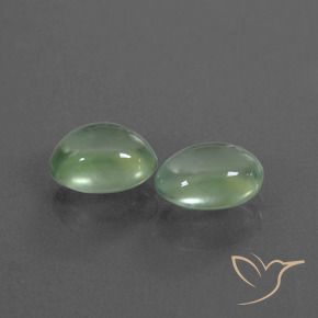 Pedras preciosas de Prehnite Verde amarelado natural de 2.52 ct, oval, Transparente