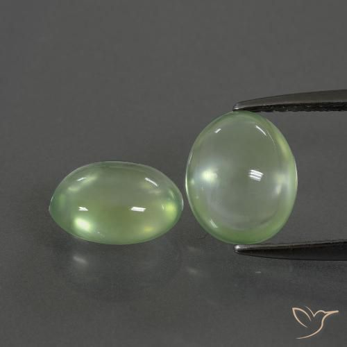 3.94ctw Natural Verde médio Prehnite, oval, Transparente