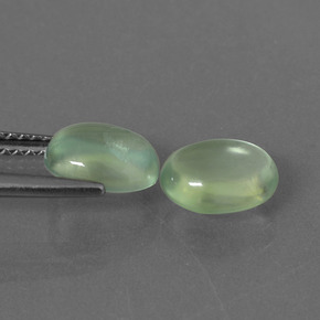 Pedras preciosas de prehnita verde natural de  ct, corte oval, transparente