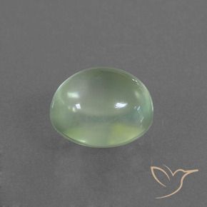 Prehnita verde natural 2,34ct, corte oval, transparente